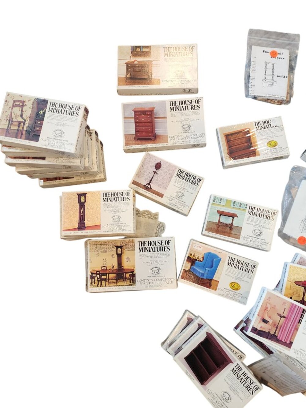 65 Vintage Houseworks Miniature Dollhouse Furniture Kits - Picture 2 of 8